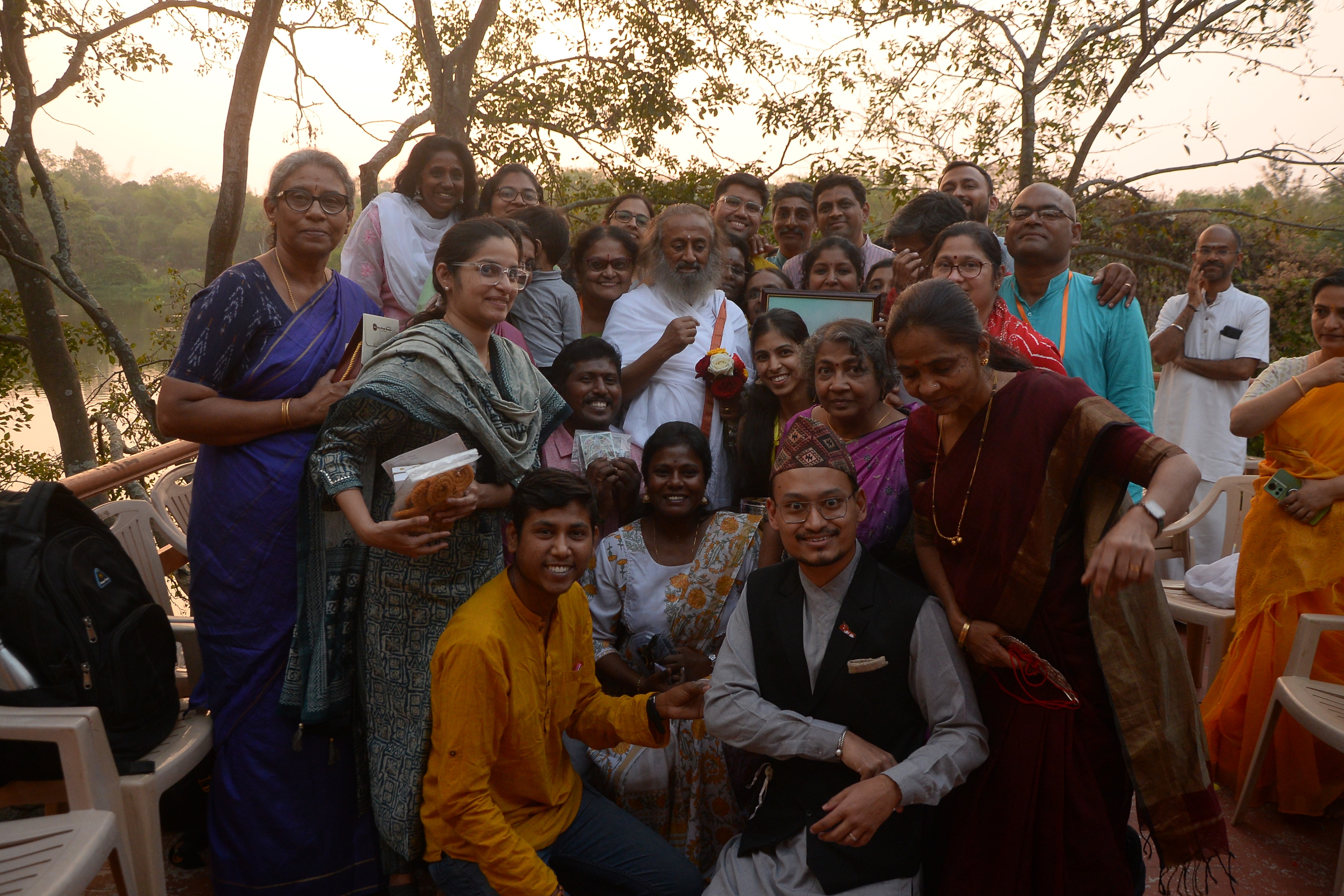 BWG team members with Gurudev Sri Sri Ravi Shankar Ji